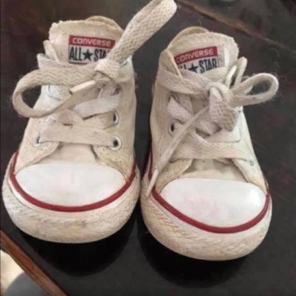 Toddler converse - Picture 2 of 2